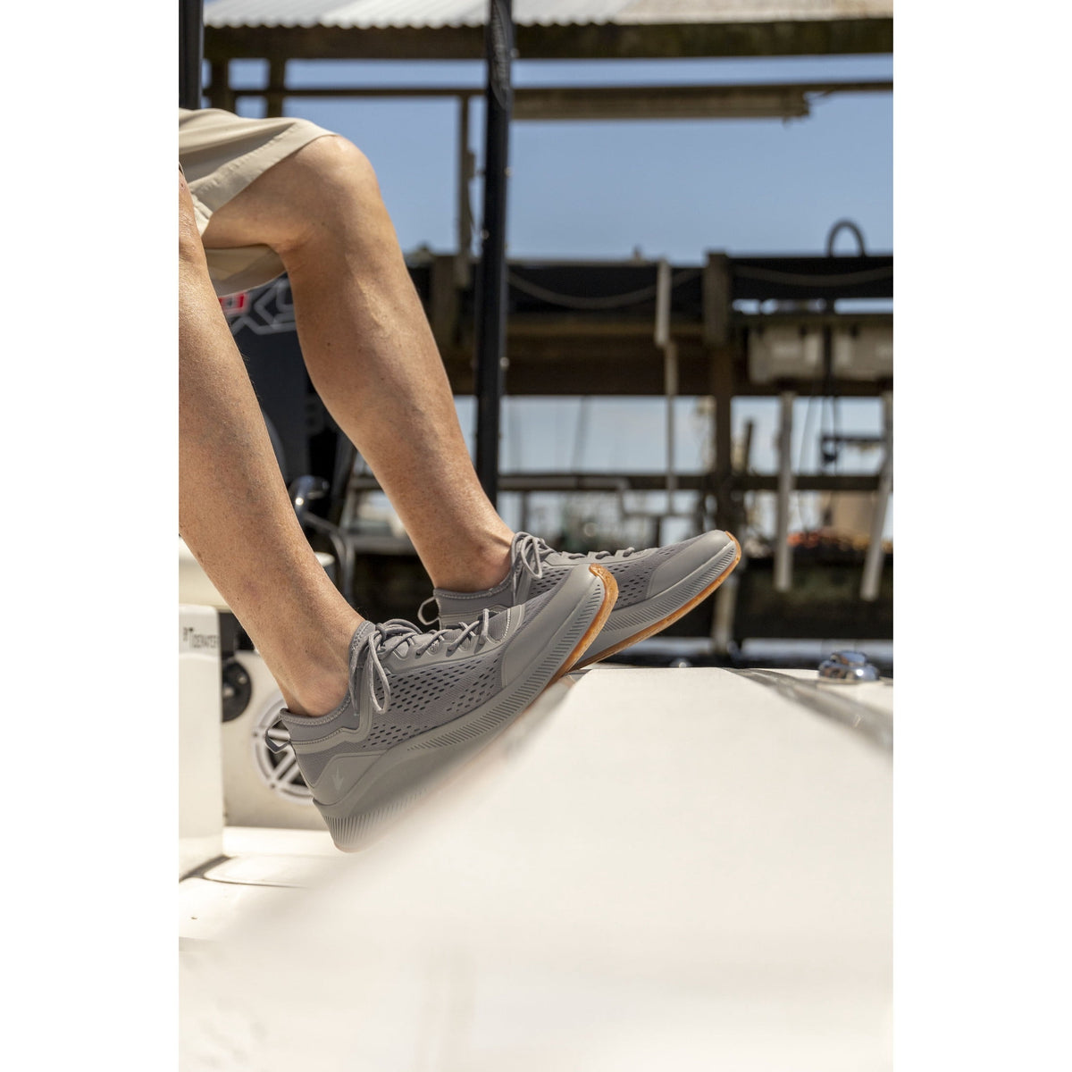 Frogg Toggs HydroGrip Mens Slip On Shoes, Quick-Dry Mesh Sneakers with FrogFoam Cushioning, White, Size 7